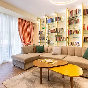 https://lovely-2-bedroom-apt-in-the-center-of-tirana-city.albaniahotels.org