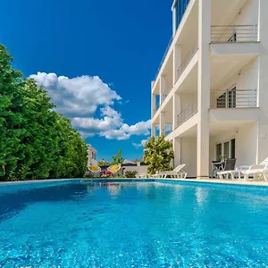 https://camera-matrimoniale-standard.hotelinzadar.com